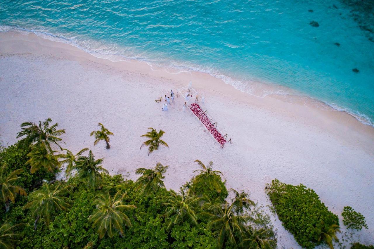 Kuredhivaru Resort & Spa Maldives Exterior photo